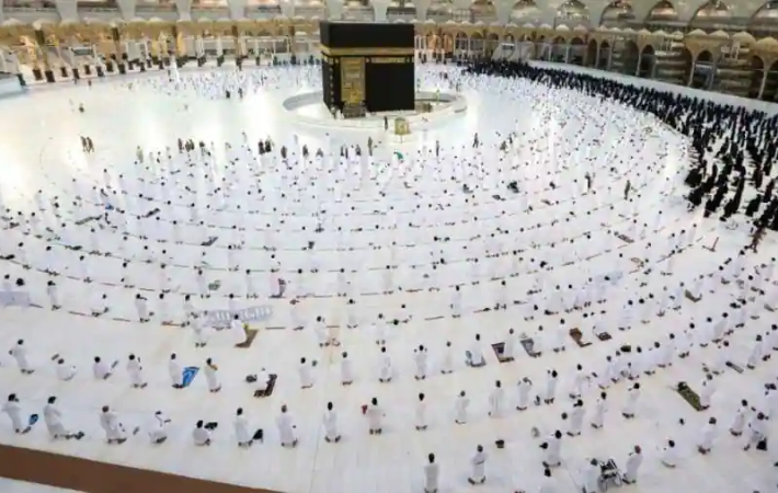 135,000 Umrah & Prayer Permits Daily for Prophet's Mosque